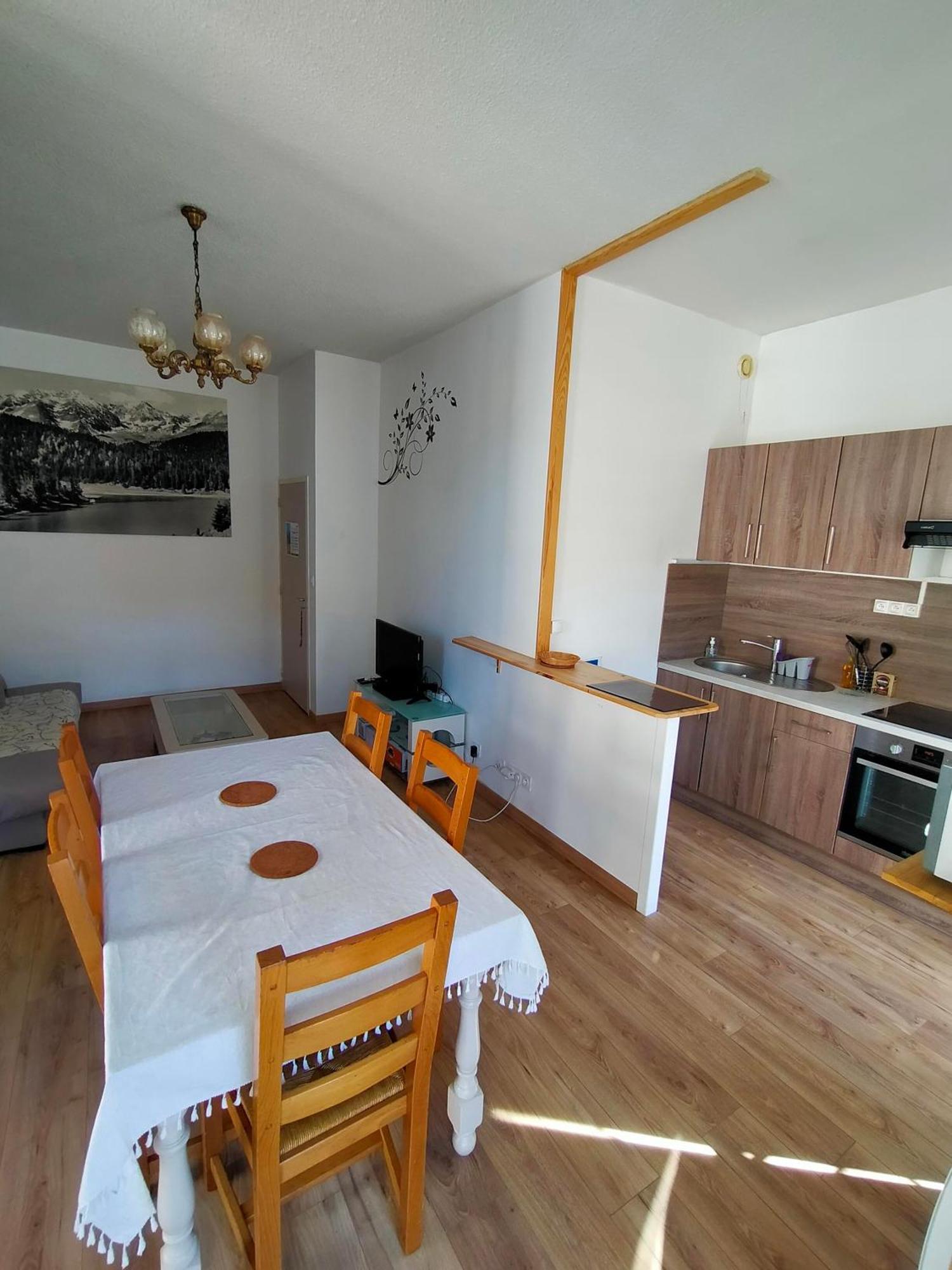 Le 6 Magnifique Appt Bagneres-De-Bigorre 3Etoiles Apartman Kültér fotó